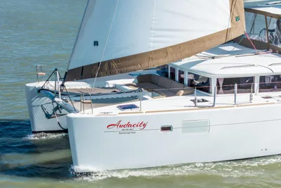 2013 Lagoon 450