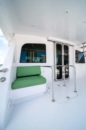 Silky Yacht Photos Pics 