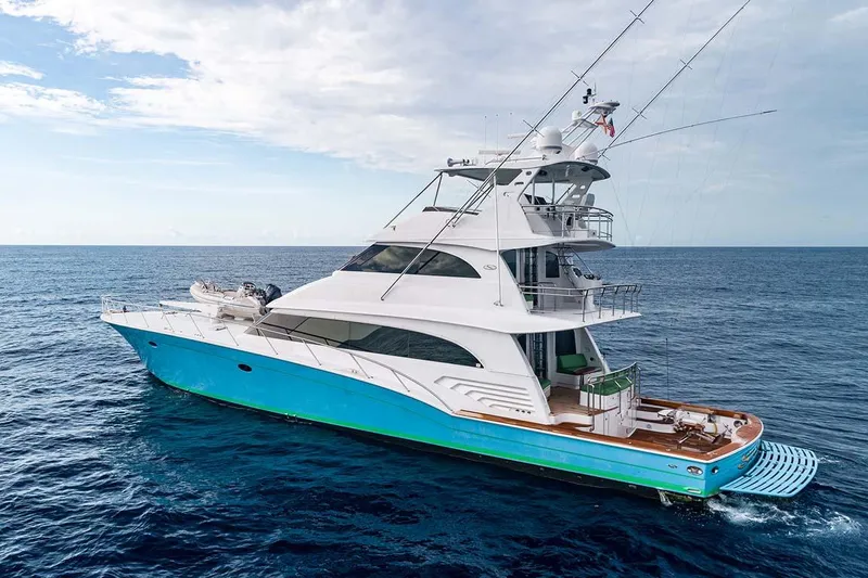 Silky Yacht Photos Pics 