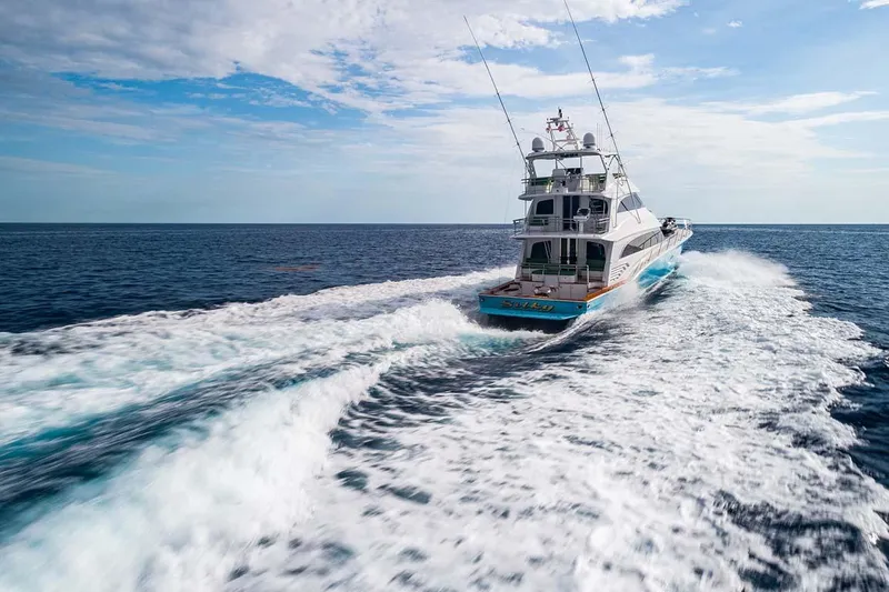 Silky Yacht Photos Pics 