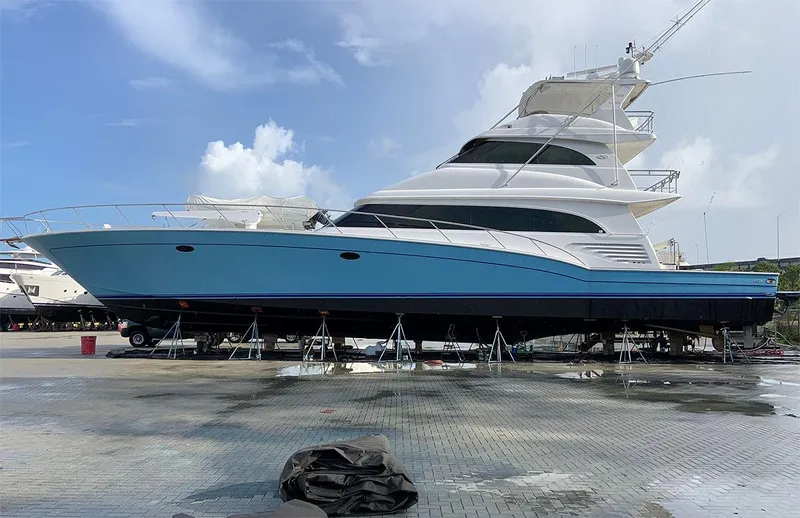 Silky Yacht Photos Pics Bottom Job, New Blue Stripes--June 2021