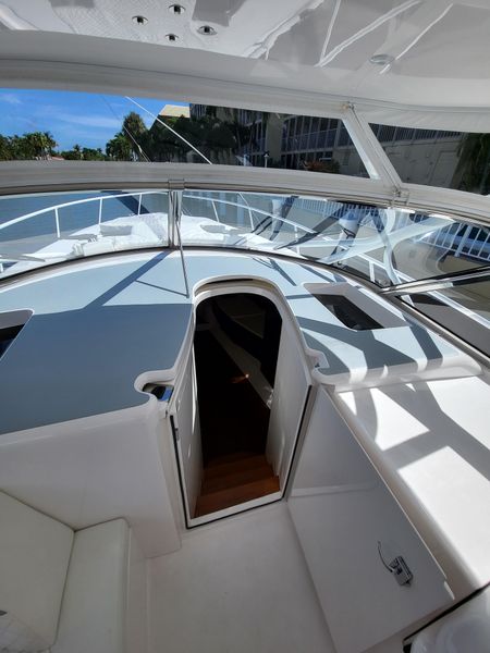 2019 Intrepid 475 Sport Yacht