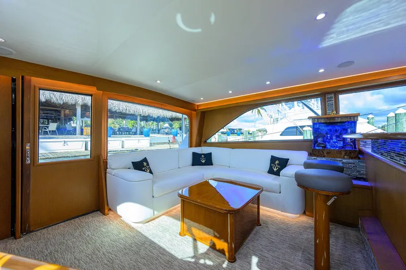 Reel King Yacht Photos Pics Viking 61 Reel King - Salon