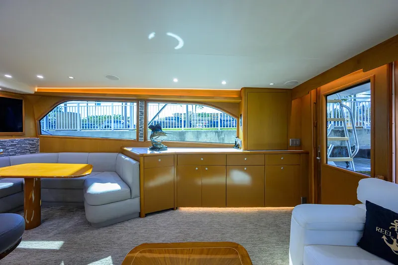 Reel King Yacht Photos Pics Viking 61 Reel King - Salon