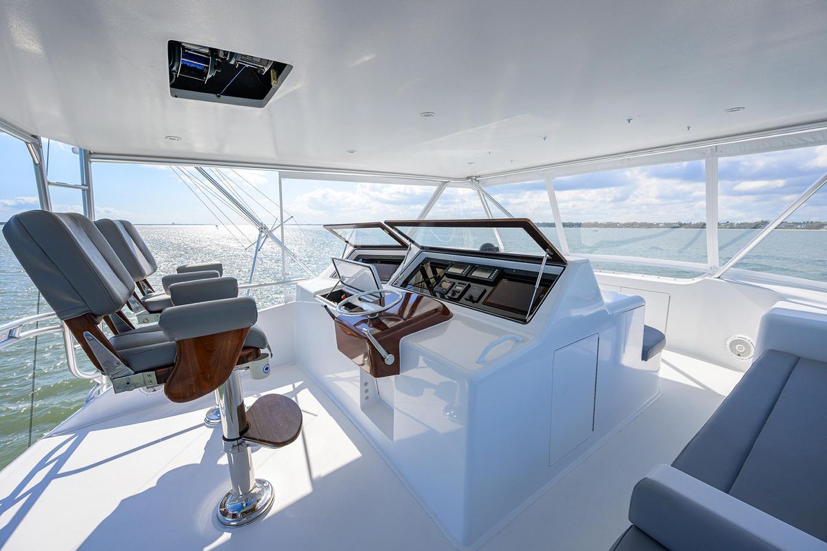 2001 Viking 61 