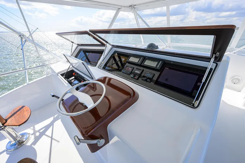 Reel King Yacht Photos Pics Viking 61 Reel King - Flybridge