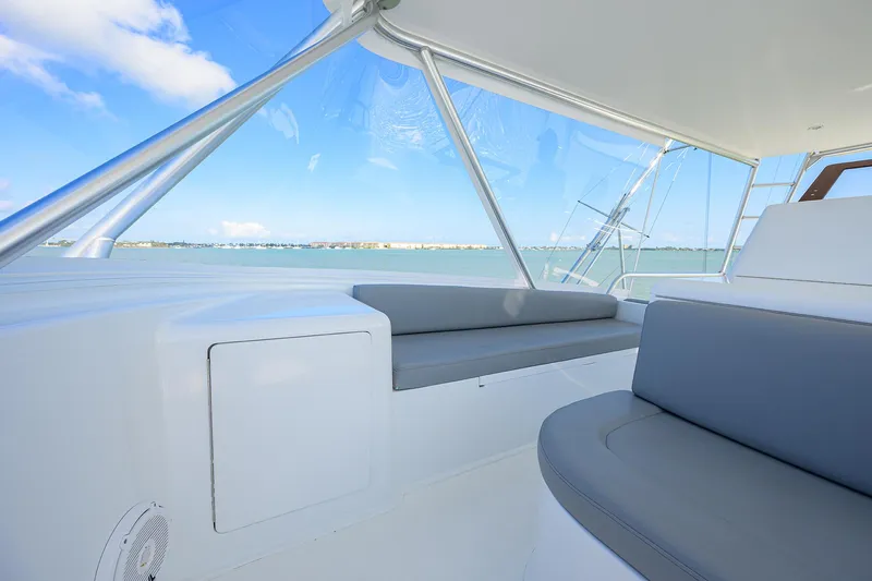 Reel King Yacht Photos Pics Viking 61 Reel King - Flybridge