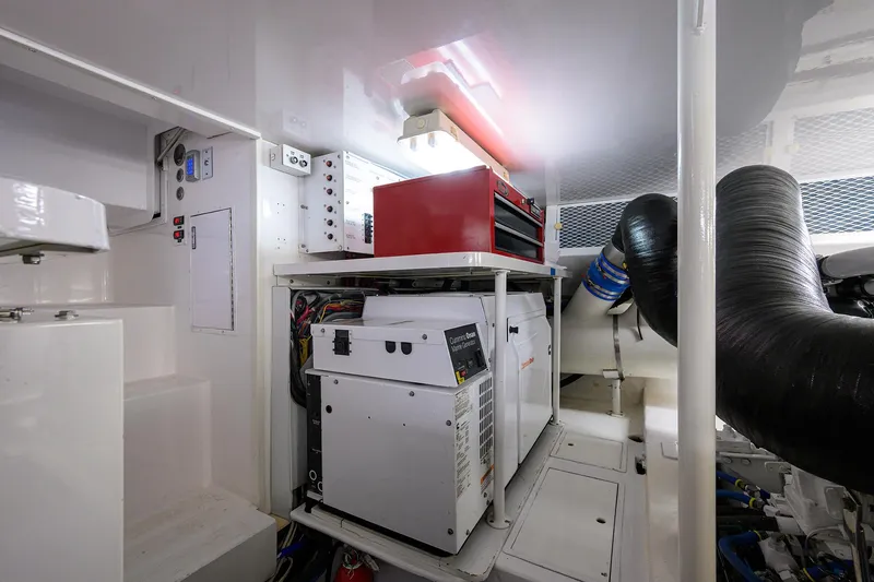 Reel King Yacht Photos Pics 2001 Viking 61 Convertible Reel King