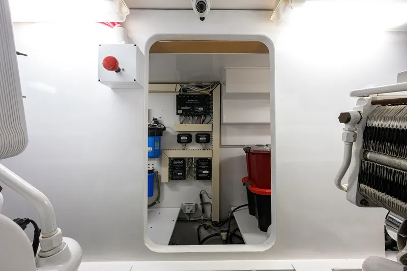 Reel King Yacht Photos Pics 2001 Viking 61 Convertible Reel King