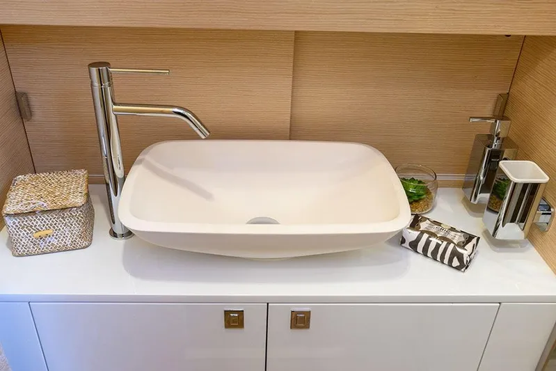  Yacht Photos Pics Manufacturer Provided Image: Manufacturer Provided Image