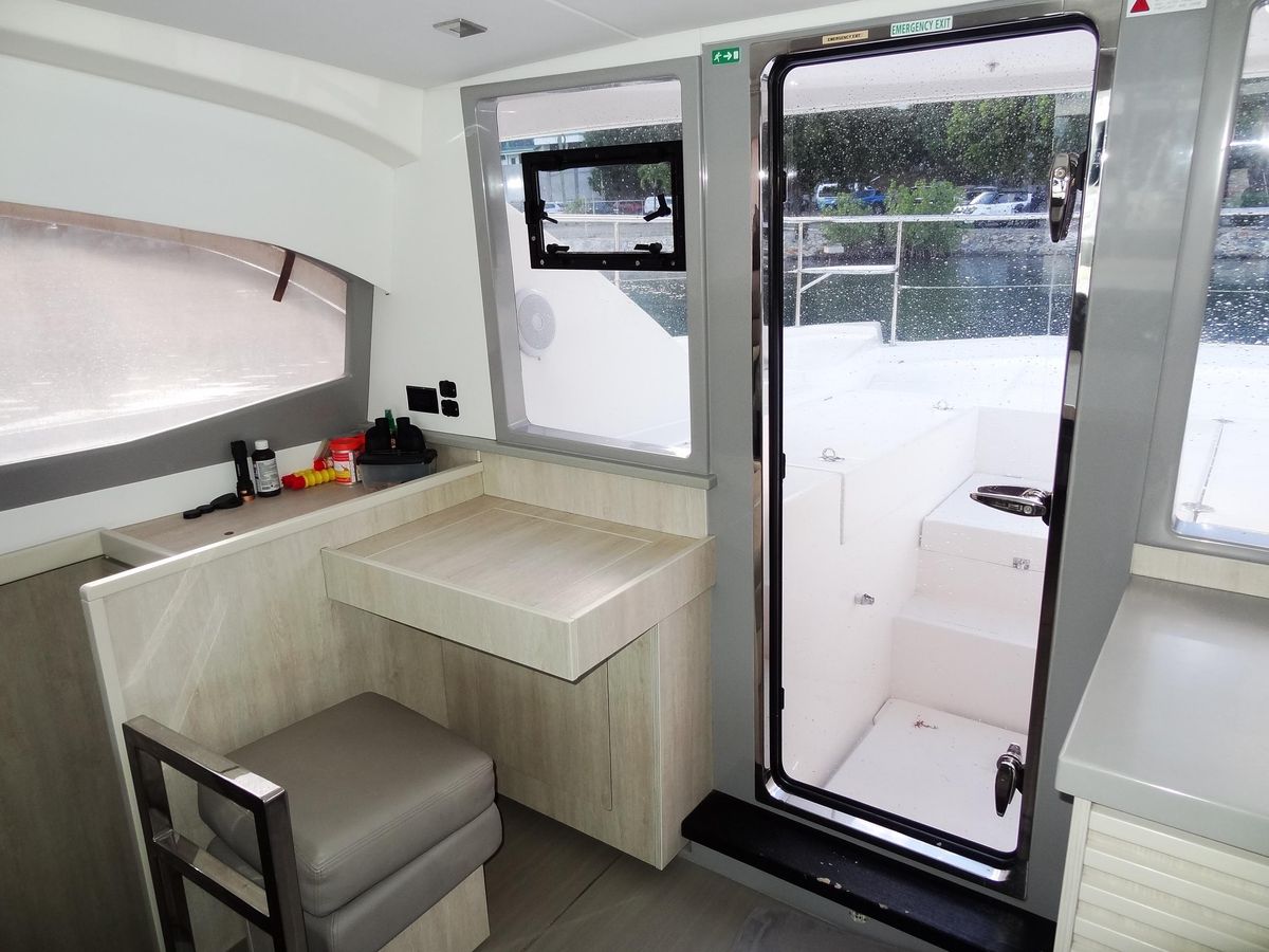 2018 Leopard 43 