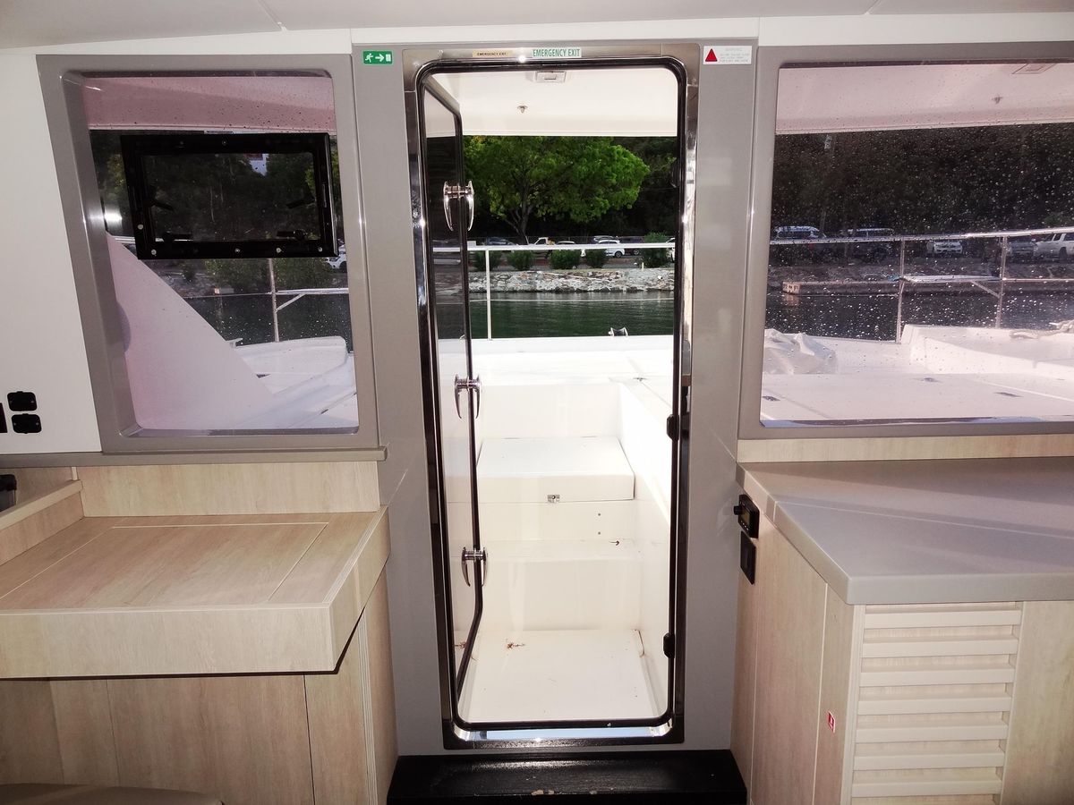 2018 Leopard 43 