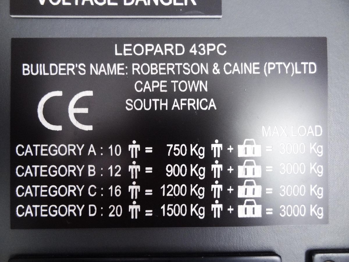 2018 Leopard 43 
