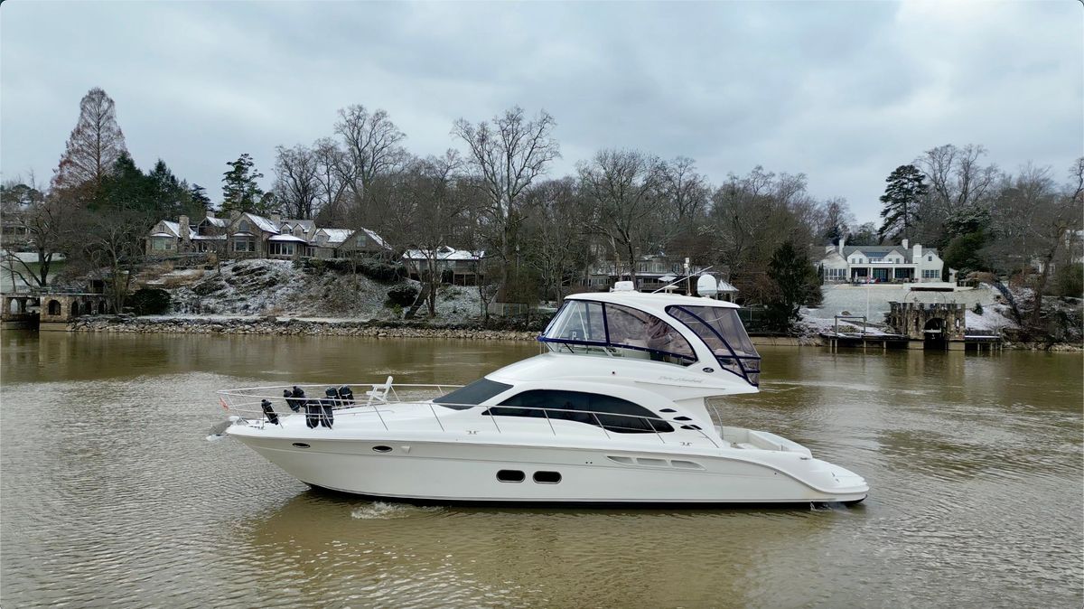 2005 Sea Ray 52 
