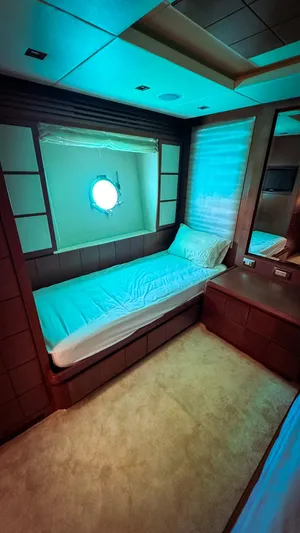 V&v Yacht Photos Pics 