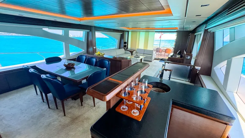 V&v Yacht Photos Pics 