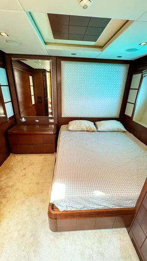 V&v Yacht Photos Pics 