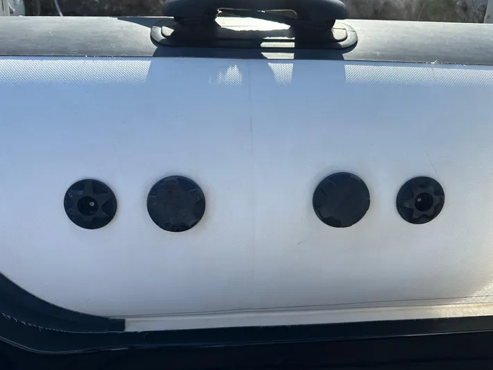  Yacht Photos Pics 2020 Technohull SEADNA 999 G5 ST boat detail with four circular fixtures.