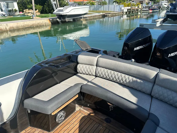  Yacht Photos Pics Luxurious 2020 Technohull SEADNA 999 G5 ST boat with plush seating and Mercury engines.