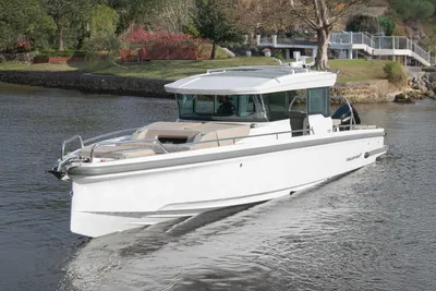 Axopar 37XC CROSS CABIN