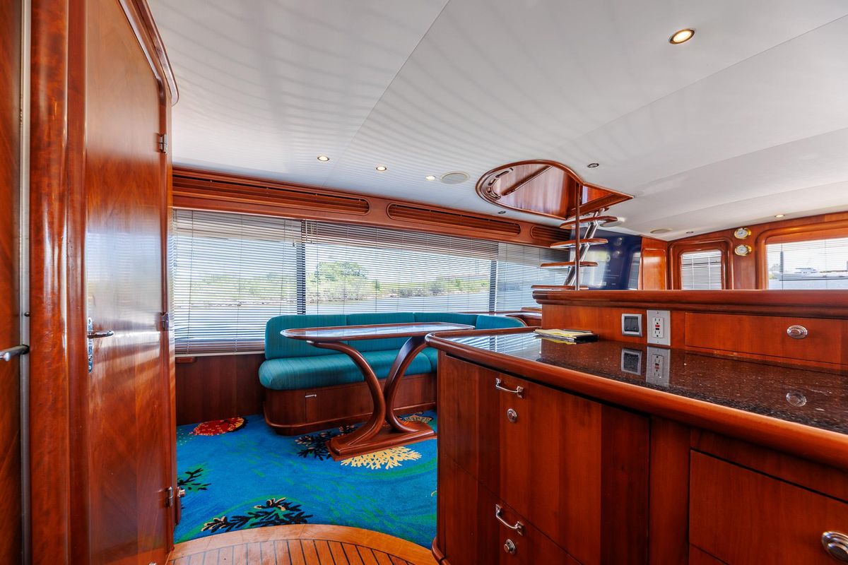 2003 Tiffany 68 