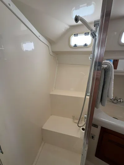 Off The Hook Yacht Photos Pics 