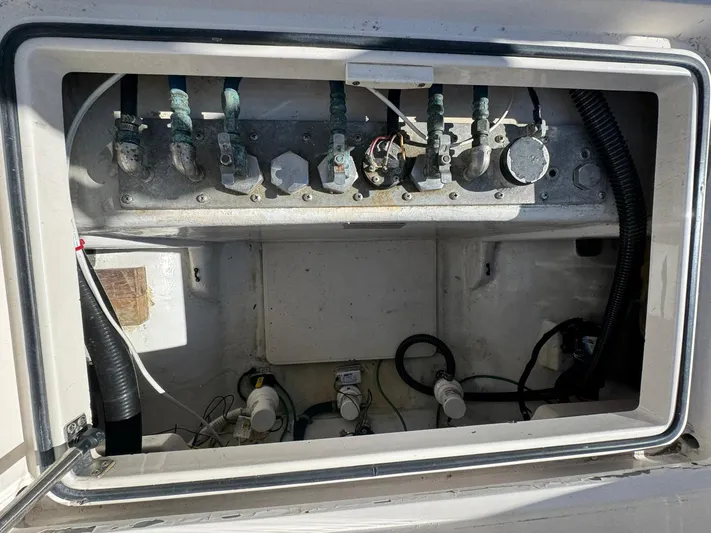 Off The Hook Yacht Photos Pics 