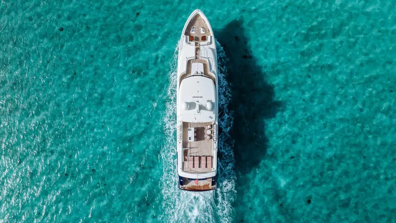 Moonen 110 Mustique Yacht Photos Pics 