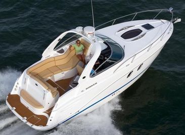 Rinker 310 Express Cruiser