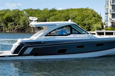 2021 Formula 380 SSC