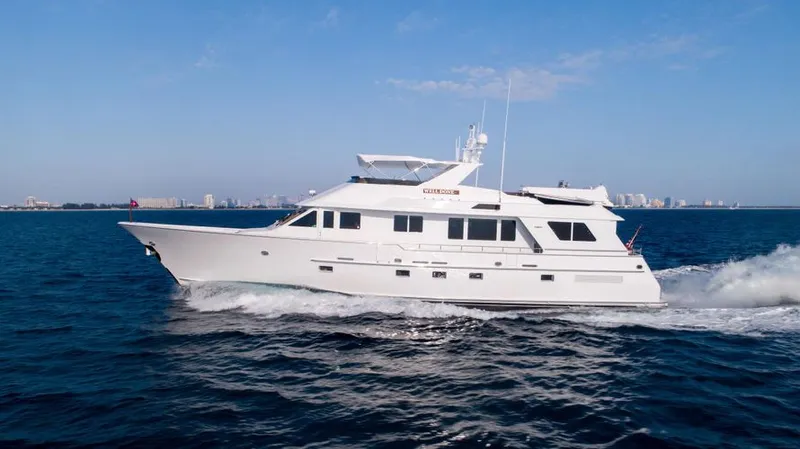 Well Done Yacht Photos Pics 2000 Burger Flush Deck My - Image 5