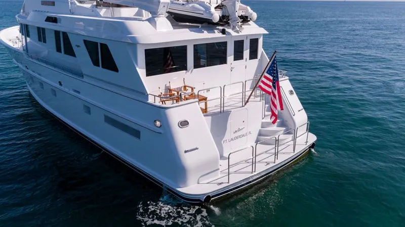 Well Done Yacht Photos Pics 2000 Burger Flush Deck My - Image 37