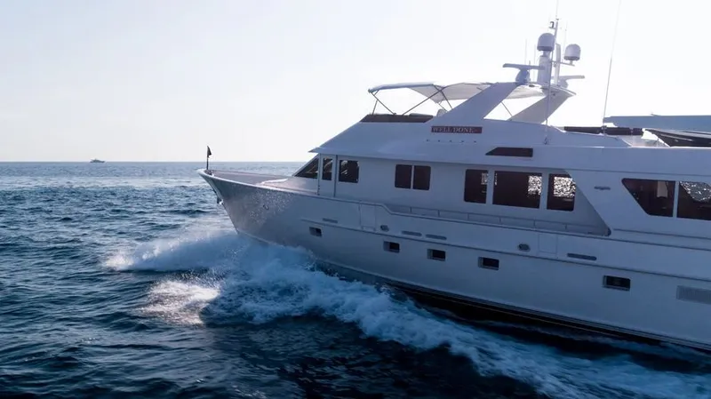 Well Done Yacht Photos Pics 2000 Burger Flush Deck My - Image 10