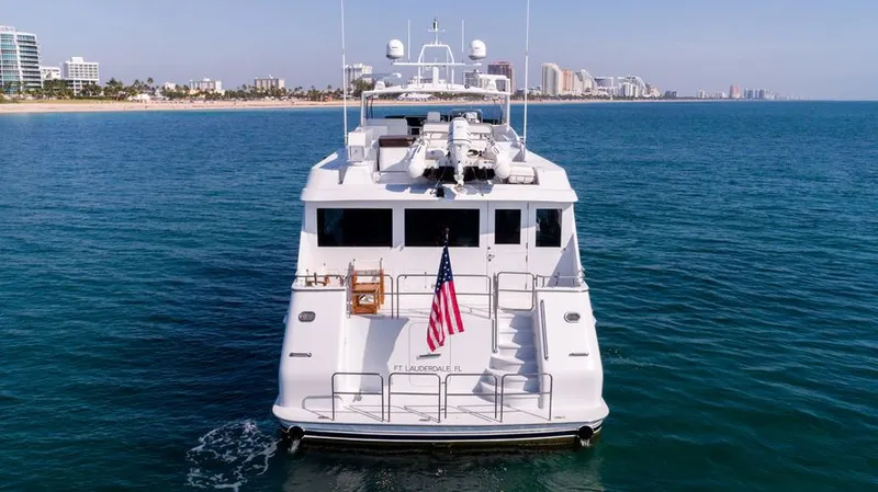 Well Done Yacht Photos Pics 2000 Burger Flush Deck My - Image 9