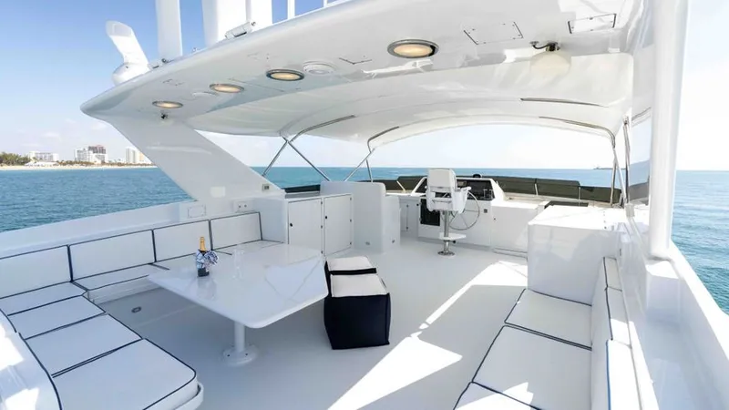 Well Done Yacht Photos Pics 2000 Burger Flush Deck My - Image 20