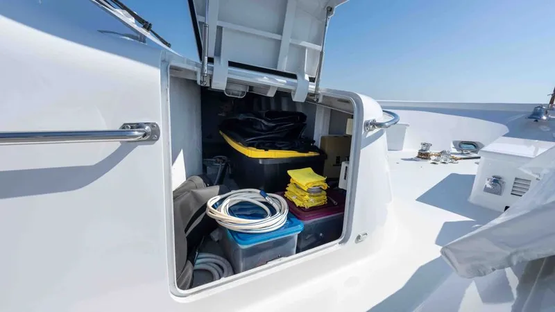 Well Done Yacht Photos Pics 2000 Burger Flush Deck My - Image 31