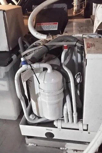 Moondance Yacht Photos Pics 