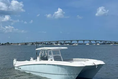 Twin Vee 340 GFX