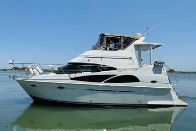 Carver 36 Motor Yacht