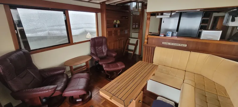 Cygnus Yacht Photos Pics 