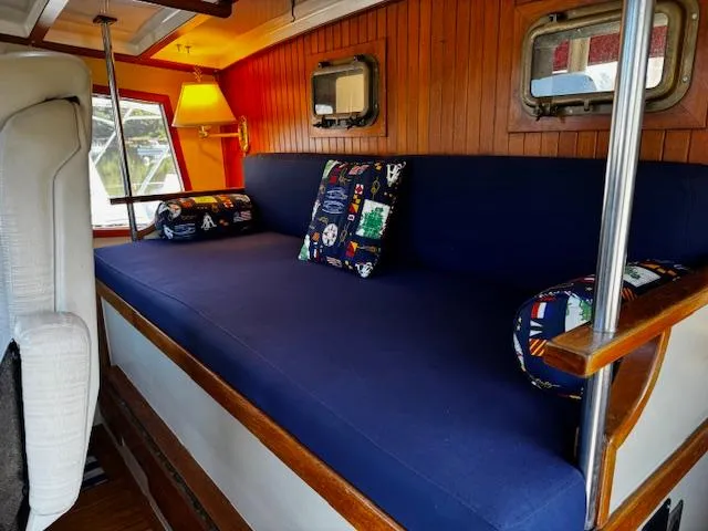 Cygnus Yacht Photos Pics 