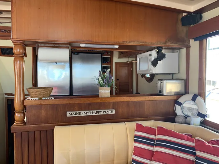 Cygnus Yacht Photos Pics 