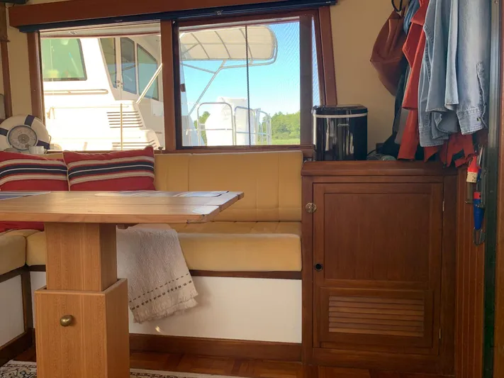 Cygnus Yacht Photos Pics 