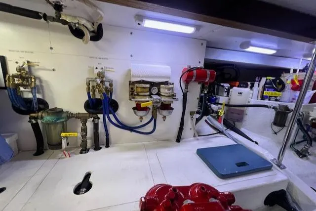 Cygnus Yacht Photos Pics 