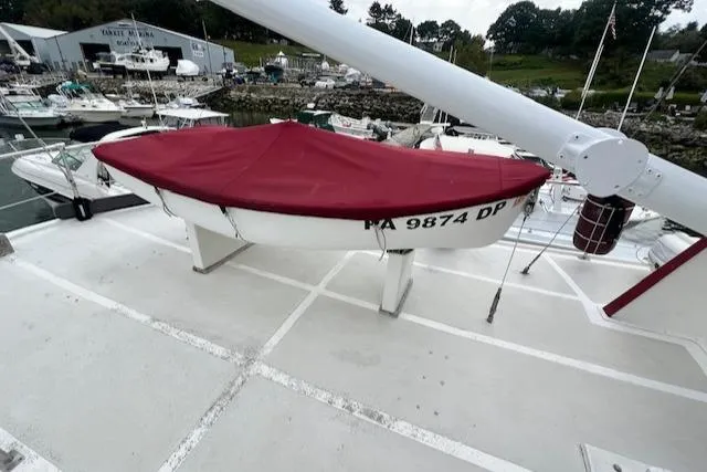 Cygnus Yacht Photos Pics 