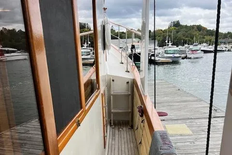 Cygnus Yacht Photos Pics 