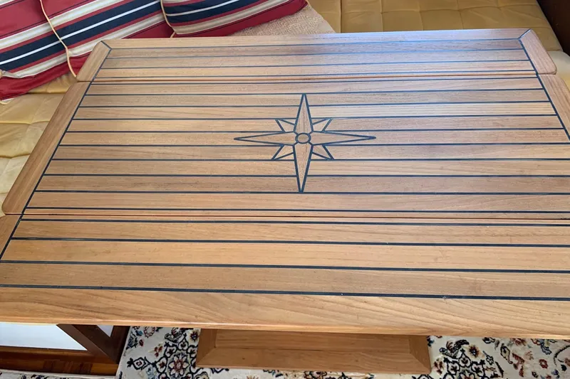 Cygnus Yacht Photos Pics 