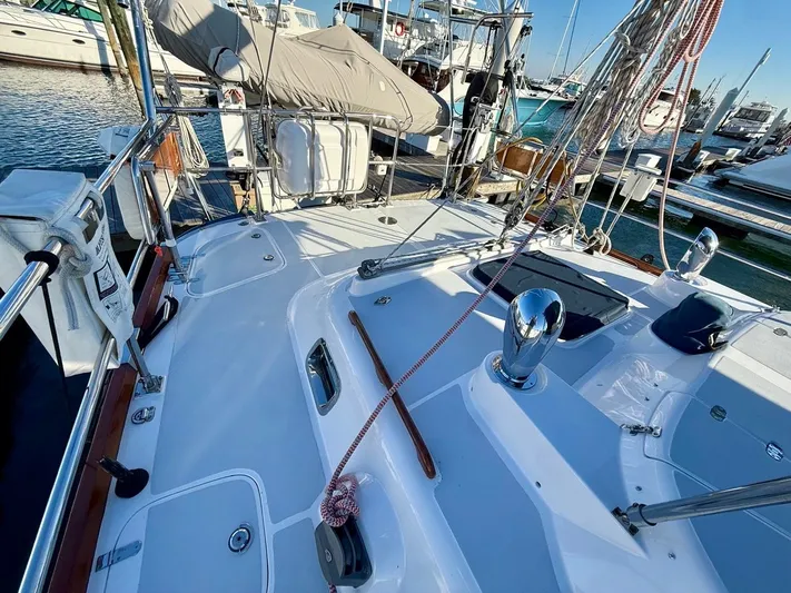 Agua Dulce Yacht Photos Pics Agua Dulce aft deck