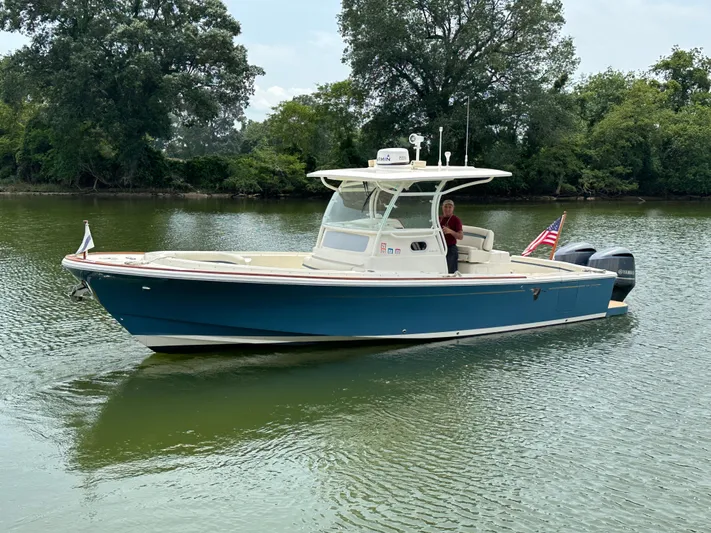Heron Yacht Photos Pics 