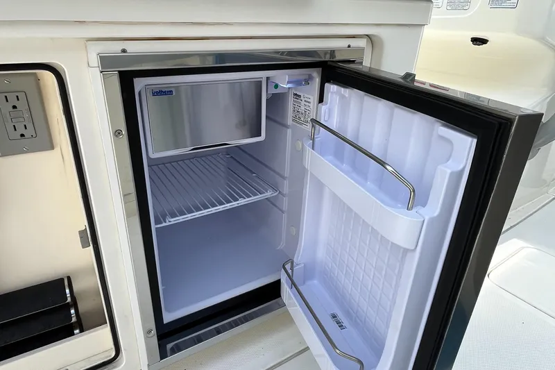 The Perfect Predator Yacht Photos Pics 